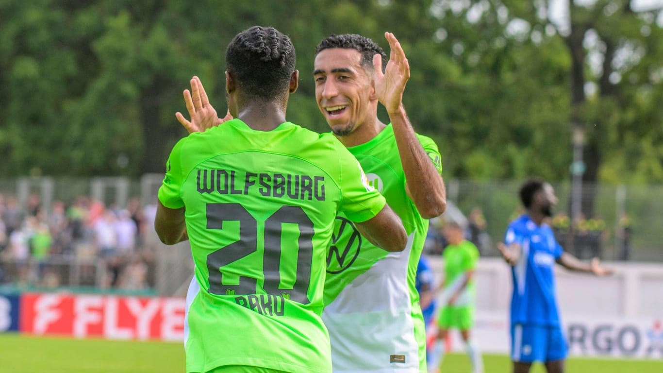Wolfsburg jubelt: Die Wölfe hatten in der ersten Runde keine Probleme.