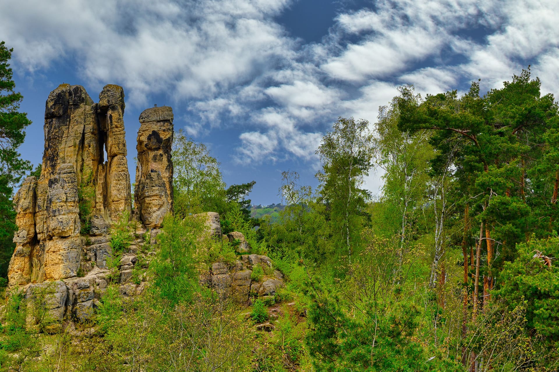 Klusfelsen im Harz (Symbolbild): In den Wäldern des Harz soll seit Jahren ein Einsiedler leben