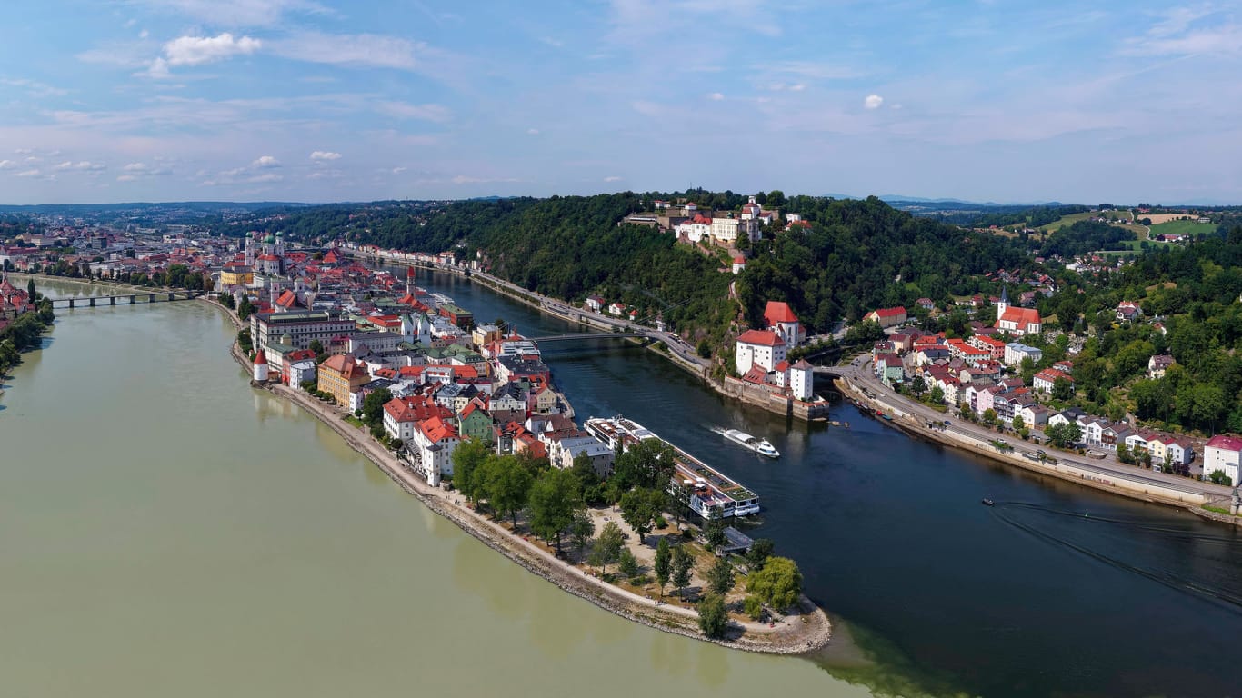 In Passau fließen die Flüsse Donau, Inn und Ilz zusammen.