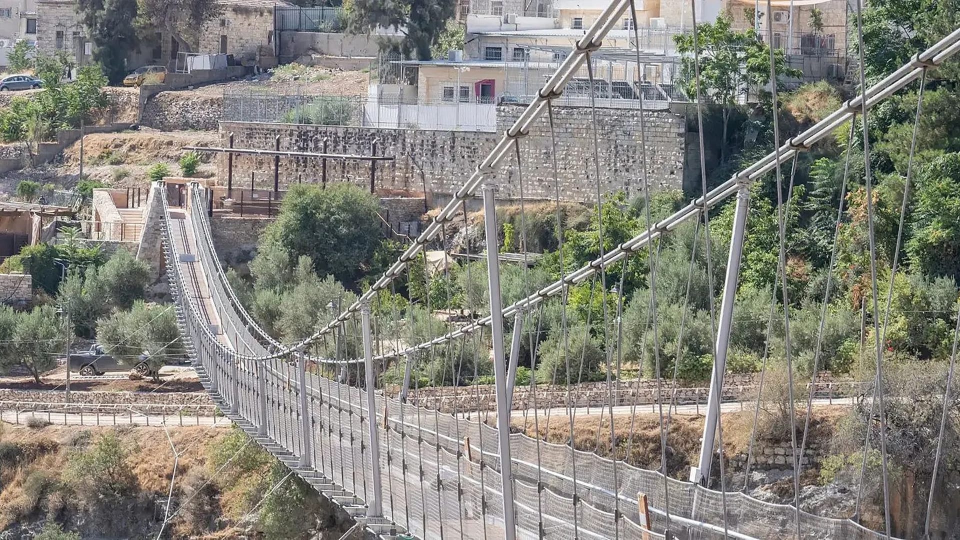 200 Meter lange Hängebrücke in Jerusalem