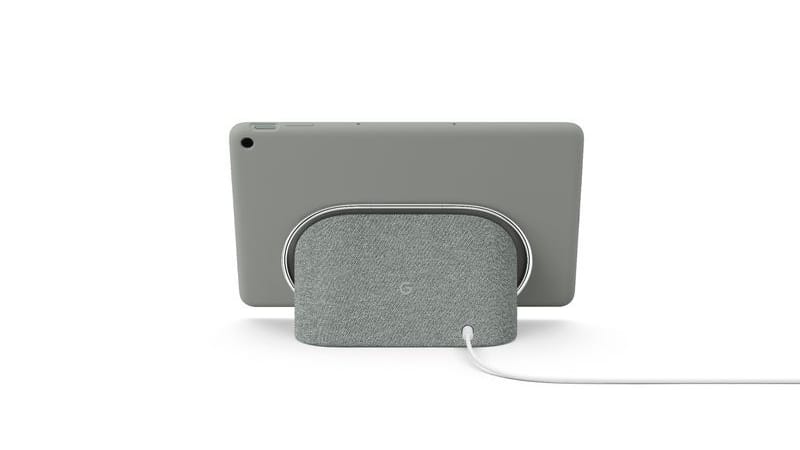 Ladestation statt Ladekabel: Mit dem Dock lässt sich das Tablet platzieren, ohne dass es rumliegt.