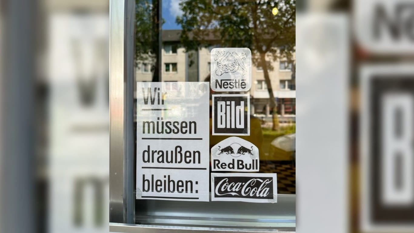 Coca-Cola, Red Bull, Nestlé und die "Bild"-Zeitung hat der Kiosk verbannt.