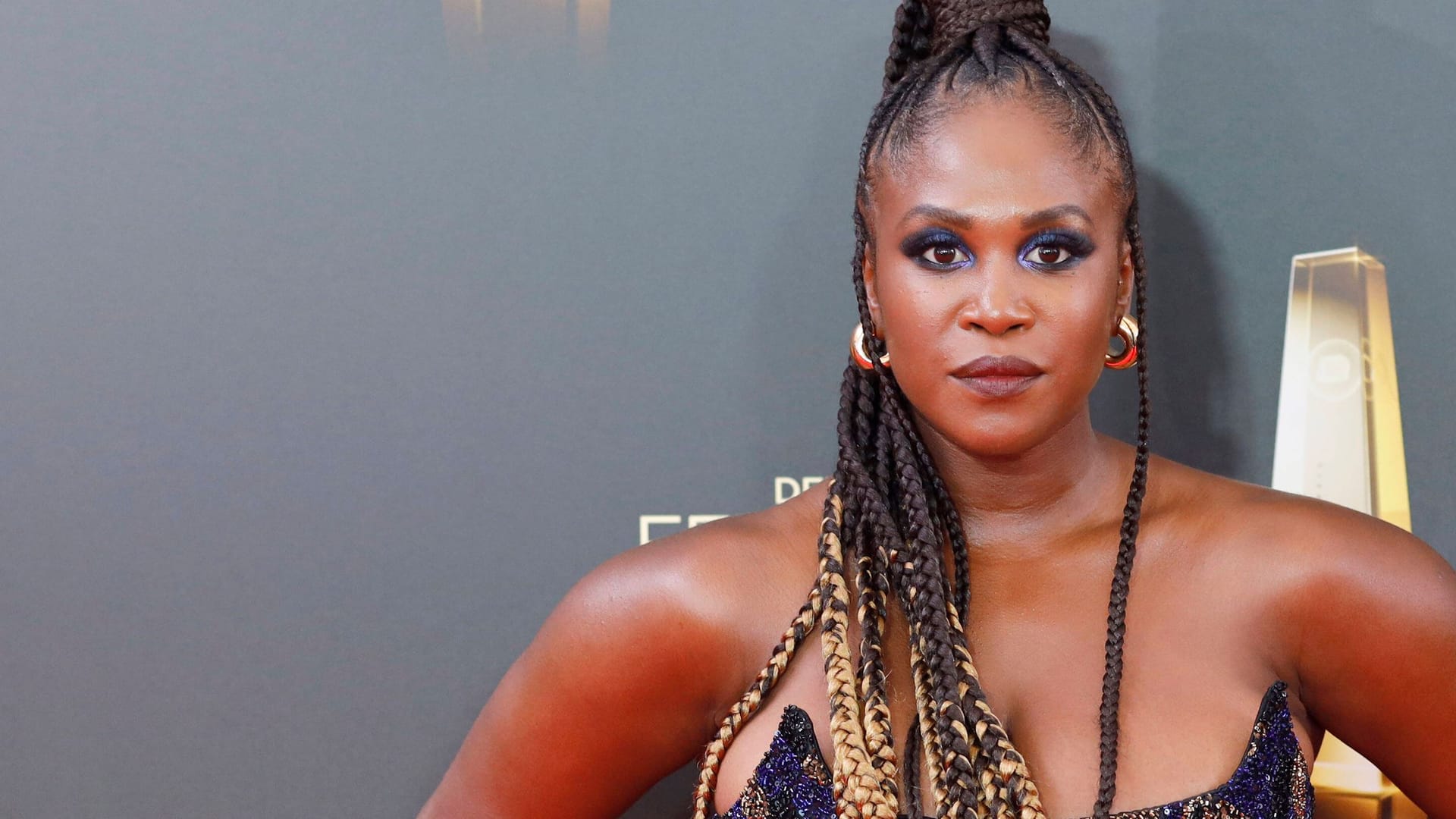 Motsi Mabuse: Die "Let's Dance"-Jurorin macht aktuell Urlaub in Griechenland.