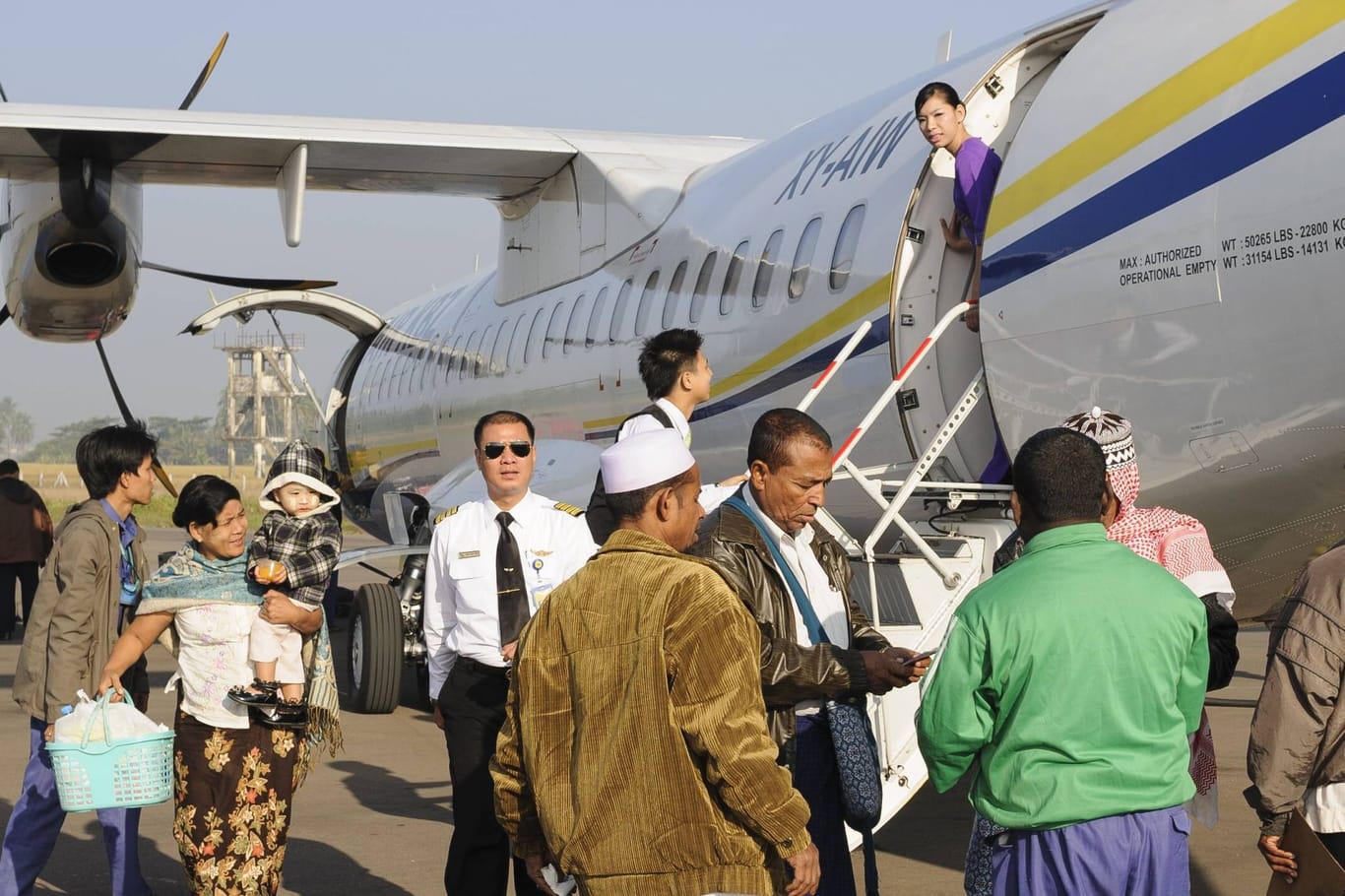 Eine Maschine der KBZ in Myanmar (Archivbild): Auf einem Flug nach Rangun ist ein Mädchen geboren worden.