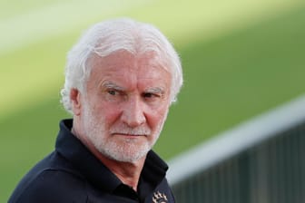 Rudi Völler: Er will das WM-Aus der DFB-Frauen nicht überbewerten.