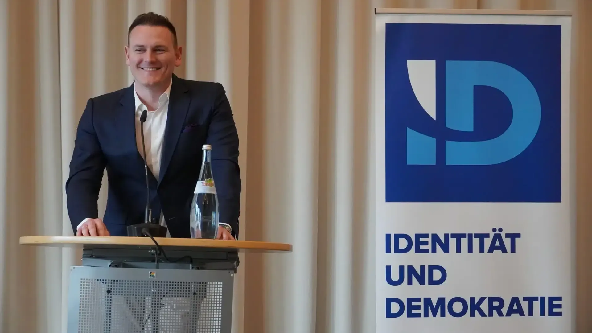 Tomasz Froelich (AfD) ist auf Listenplatz 12 gewählt