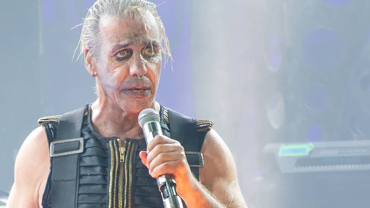 Till Lindemann: Gegen den Rammstein-Frontmann wird ermittelt.