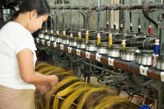 Eine Kleiderfabrik in Myanmar: H&M will nicht mehr aus dem südostasiatischen Land importieren.