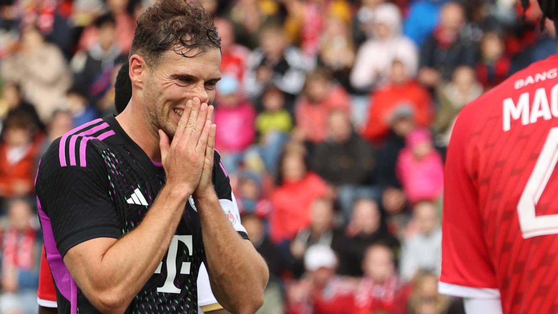 Leon Goretzka: Der Nationalspieler hat beim FC Bayern momentan einen schweren Stand.