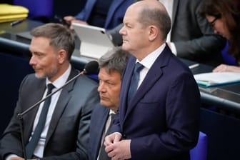 Finanzminister Lindner, Kanzler Scholz, Wirtschaftsminister Habeck (von links) vor dem Pressestatement: Seit Monaten gibt es Krach in der Koalition.