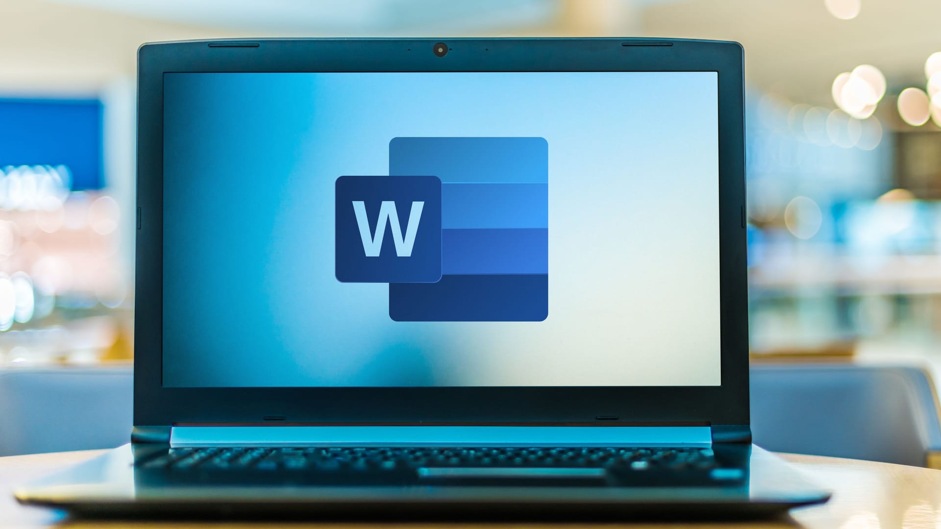 In Word lassen sich innerhalb eines Dokumentes auch Quer- und Hochformat mischen.