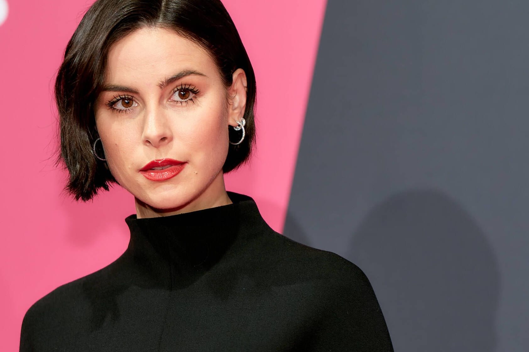 Lena Meyer-Landrut: Sie kann derzeit nicht auf der Bühne stehen.