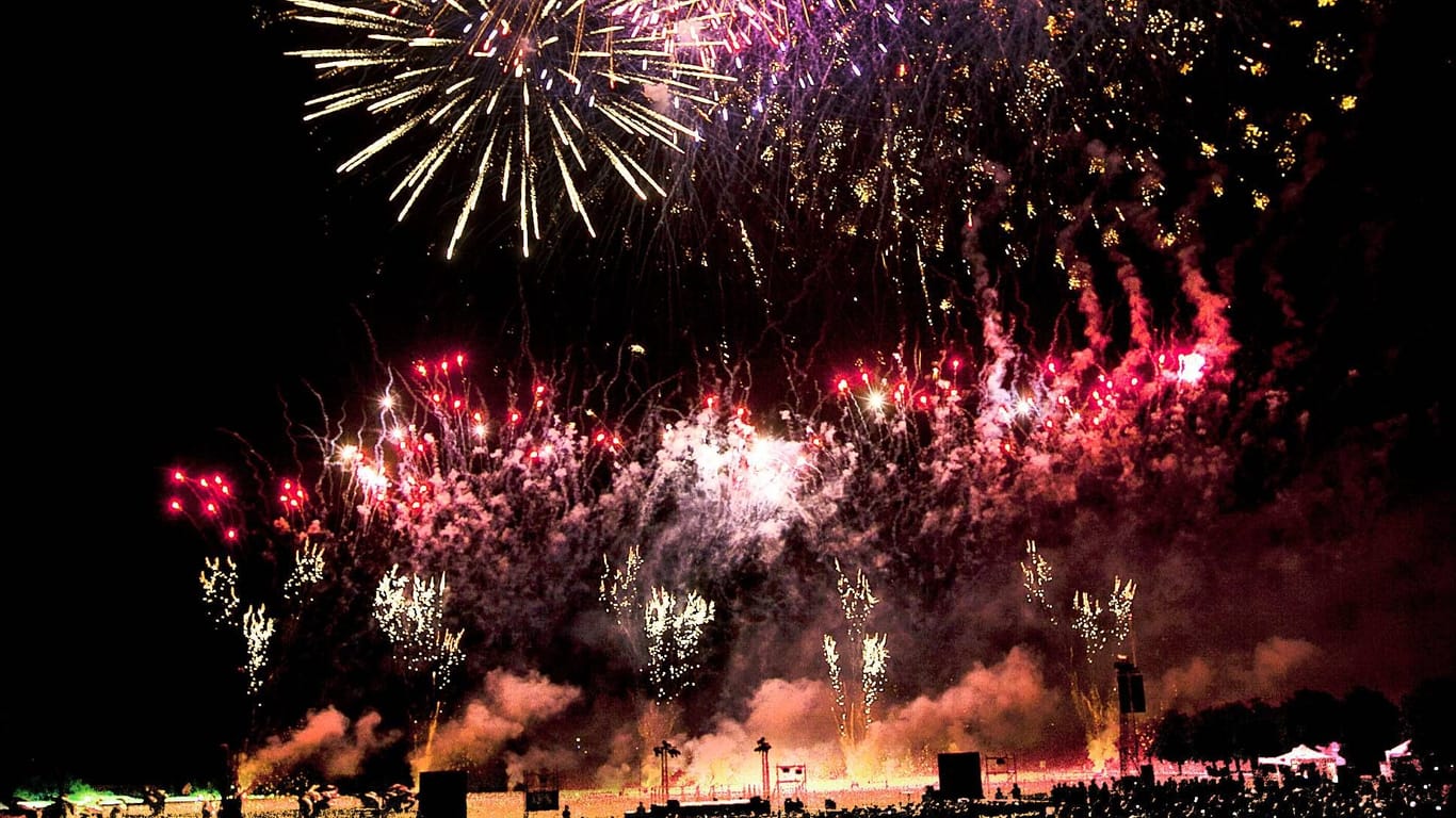 Das "Flammende Sterne" Festival: Bereits seit 19 Jahren treffen sich in Ostfildern die besten Pyrotechniker der Welt.