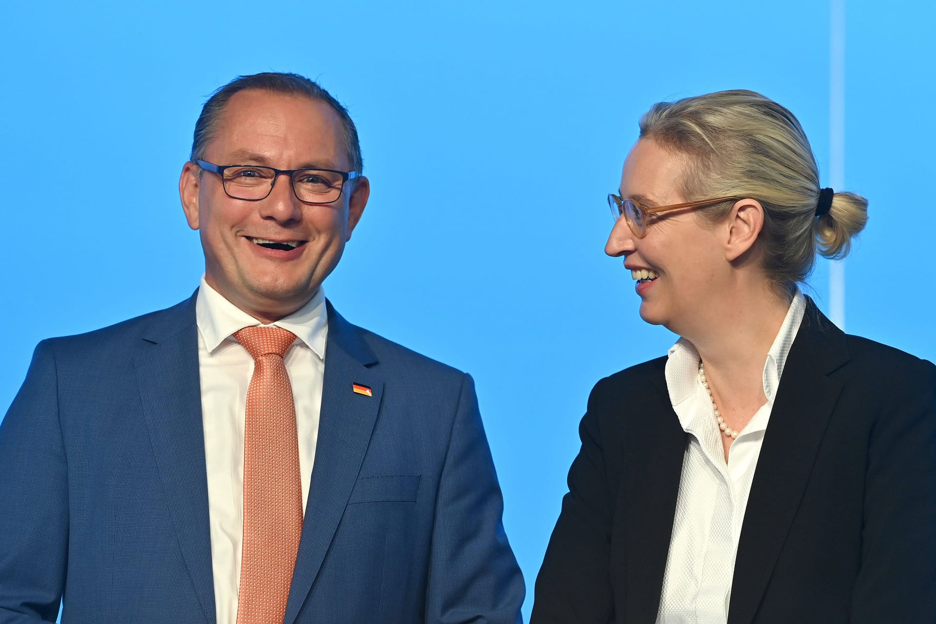 Tino Chrupalla, Alice Weidel: Die AfD-Chefs haben mit Blick auf die Umfragewerte im Osten Grund zur Freude.