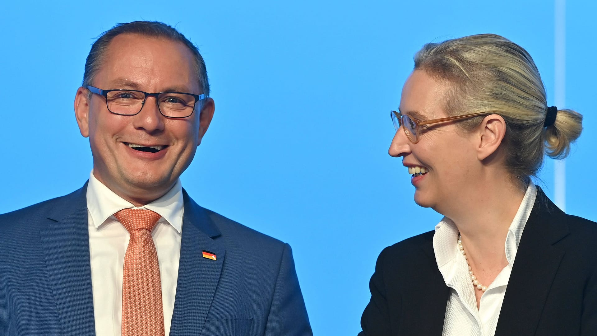 Tino Chrupalla, Alice Weidel: Die AfD-Chefs haben mit Blick auf die Umfragewerte im Osten Grund zur Freude. Tino Chrupalla, Alice Weidel: Die AfD-Chefs haben mit Blick auf die Umfragewerte im Osten Grund zur Freude.