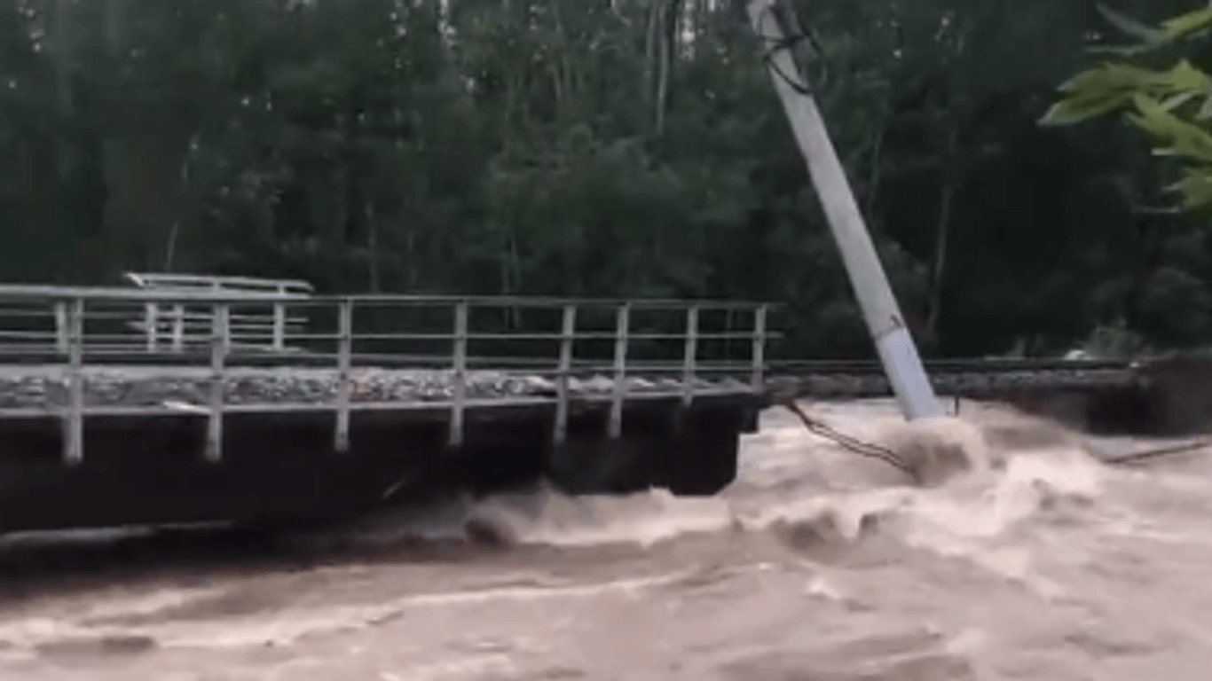 Staudammbruch im sibirischen Bezirk Burjatien: Die Schäden sind enorm.