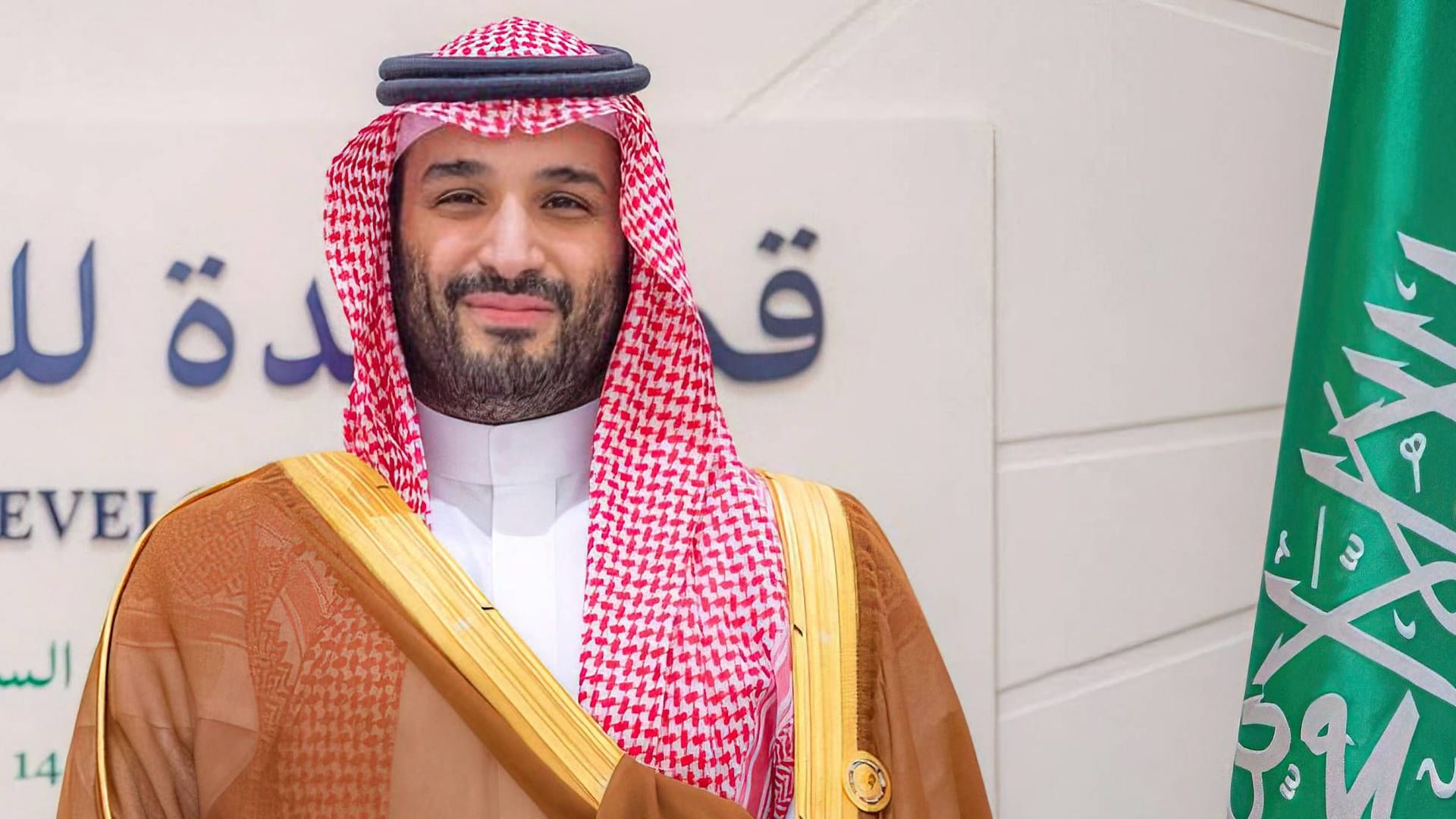 Der saudische Kronprinz Mohammed bin Salman bei einem internationalen Gipfel in Dschidda: Neben Ölhandel und Diplomatie sollen Prestigeprojekte und Charmeoffensiven den Ruf seines Landes verbessern.