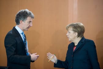 Christoph Heusgen im Kanzleramt mit Bundeskanzlerin Angela Merkel (CDU) (Archivfoto): Er war Teil ihres innersten Zirkels.
