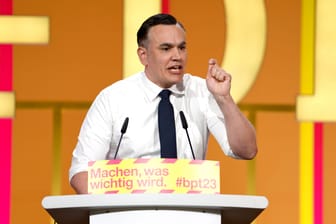 Stefan Naas beim Bundesparteitag der FDP (Archivbild): Der 49-Jährige ist Spitzenkandidat bei den anstehenden Landtagswahlen in Hessen.