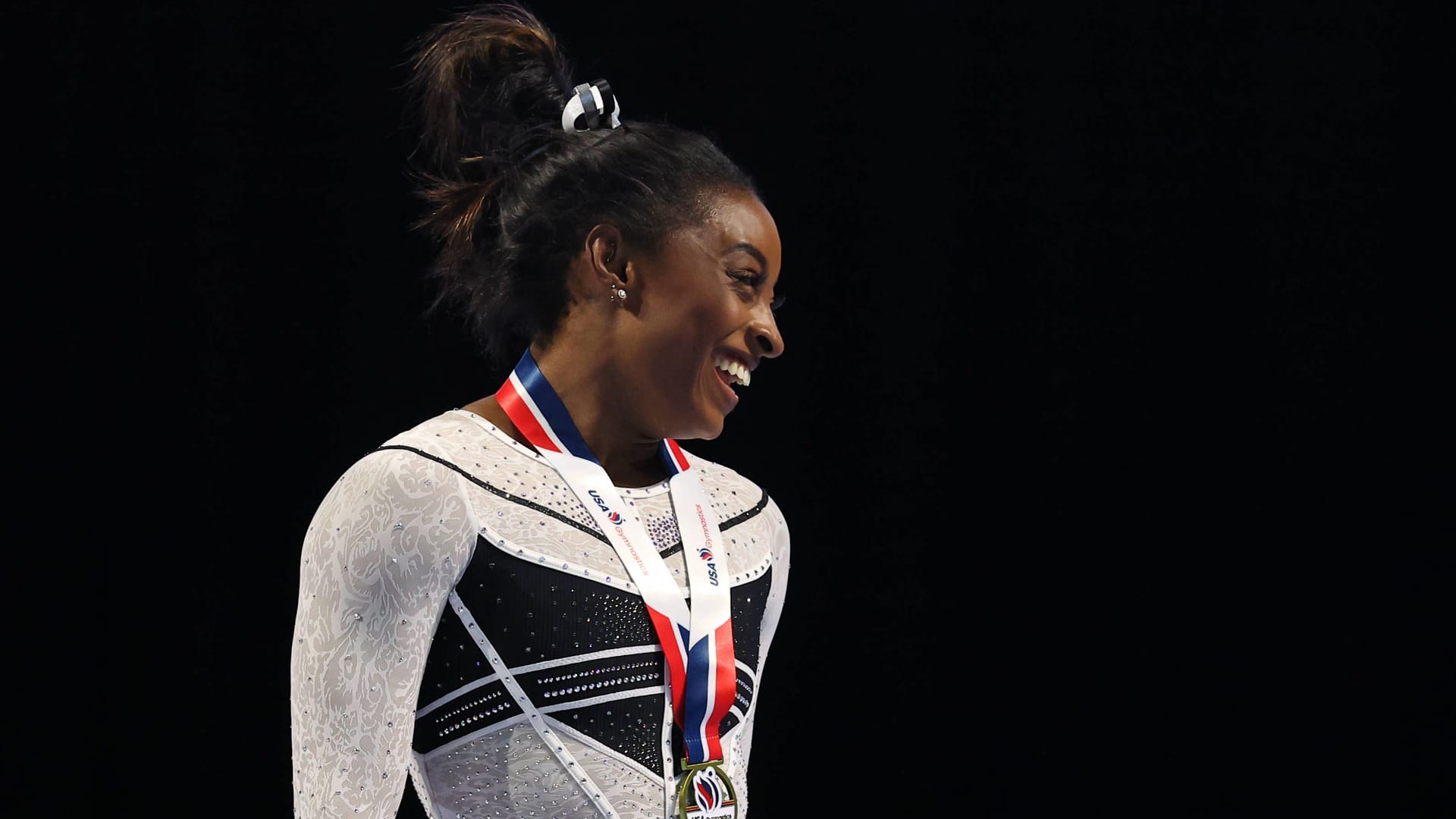 Simone Biles Owens: Sie ist stark in ihr Wettkampf-Comeback gestartet.