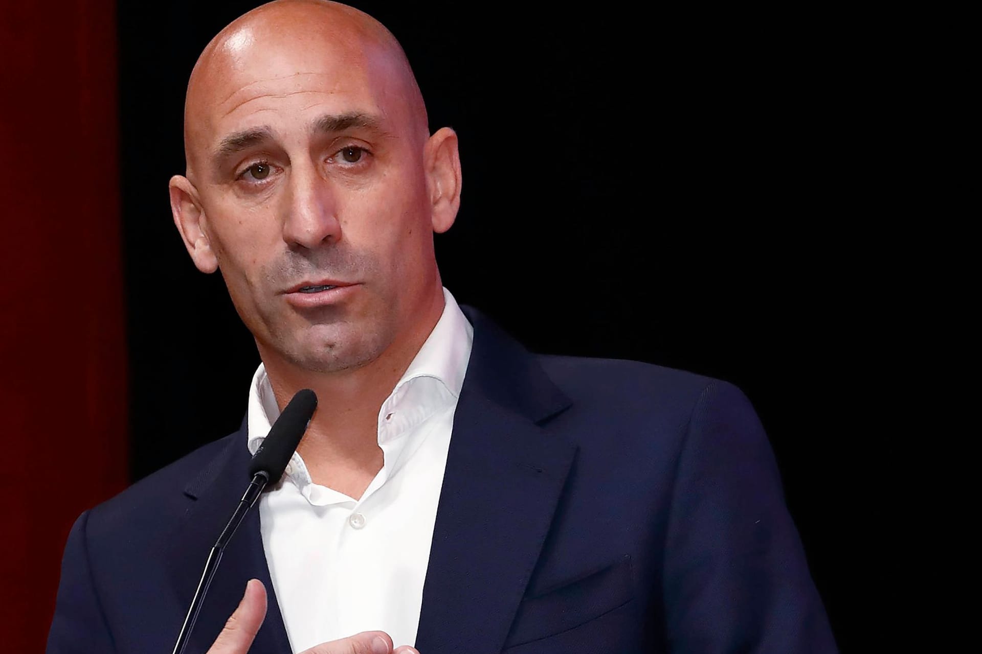 Luis Rubiales: Die Mutter des Präsidenten des spanischen Fußballverbandes verteidigt ihn mit einem Hungerstreik.