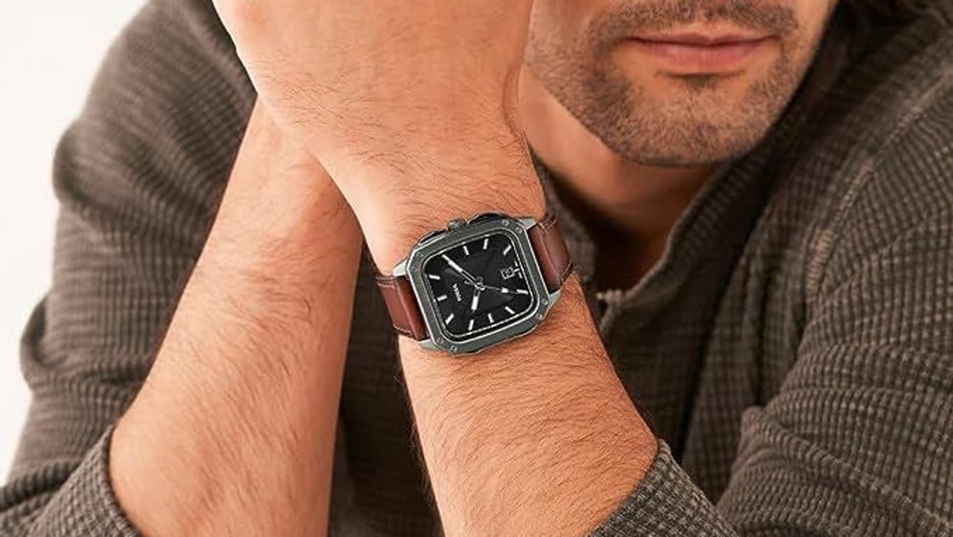 Sparen Sie mit Stil: Aktuell sind bei Amazon viele Armbanduhren von Marken wie Armani, Diesel und Fossil radikal reduziert.