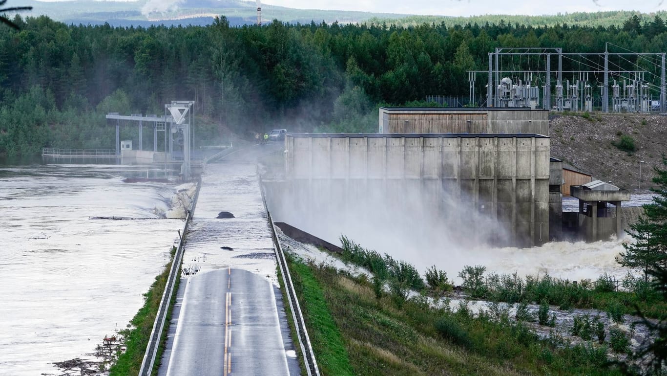 Das norwegische Kraftwerk Braskreidfoss: Überschwemmungen haben das Bauwerk teilweise zerstört.