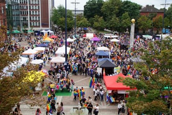 Der Christopher Street Day 2021 in Dortmund.