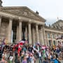 Drei Jahre nach "Sturm" auf Reichstag: Neue Reichsbürger-Demo am Reichstag