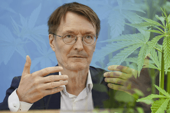 Bundesgesundheitsminister Karl Lauterbach: Er will Kiffen legalisieren.