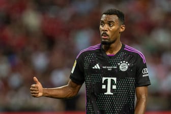 Ryan Gravenberch: Der NiederlΓ€nder wird den FC Bayern wohl verlassen. Ryan Gravenberch: Der NiederlΓ€nder wird den FC Bayern wohl verlassen.