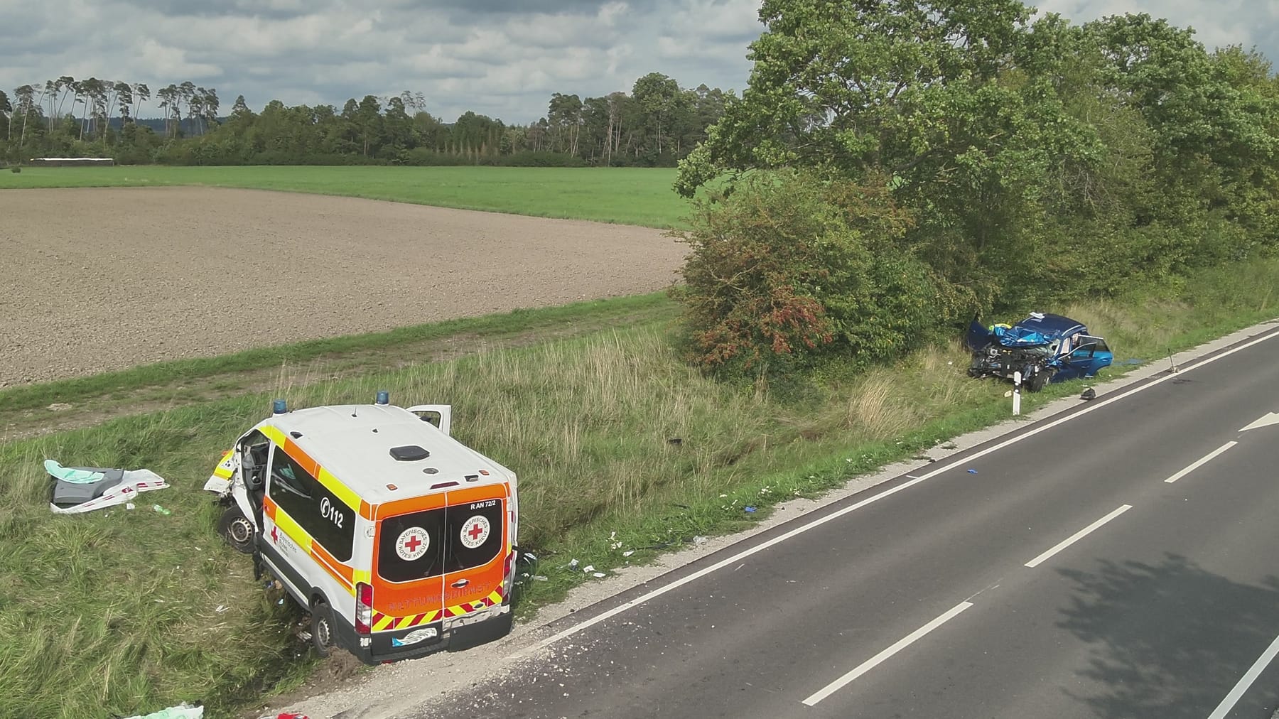 Tödlicher Unfall Mit Krankenwagen: Drei Personen Sterben In Bayern