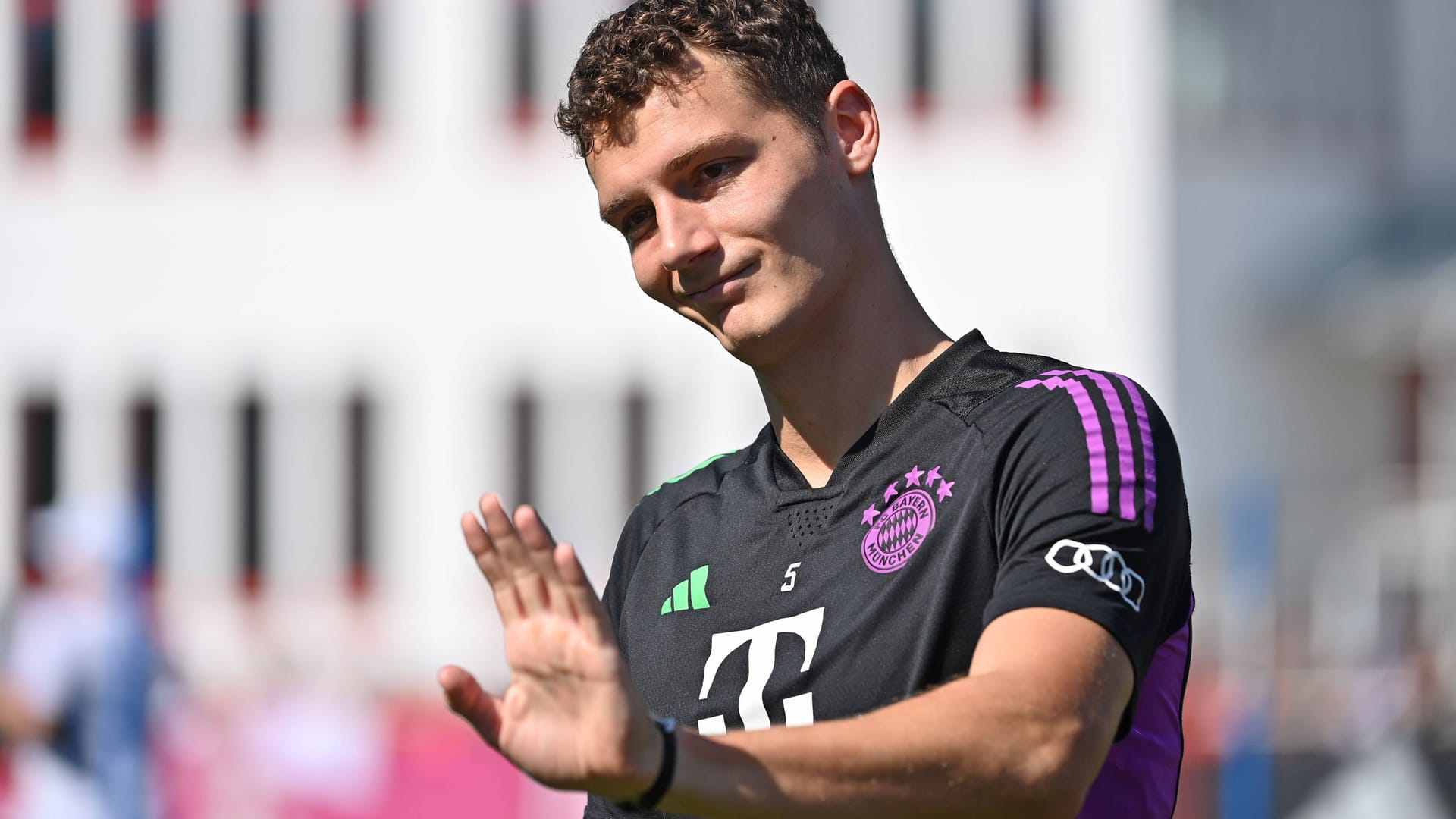 Benjamin Pavard: Der Franzose wird künftig in Italien seine Brötchen verdienen.