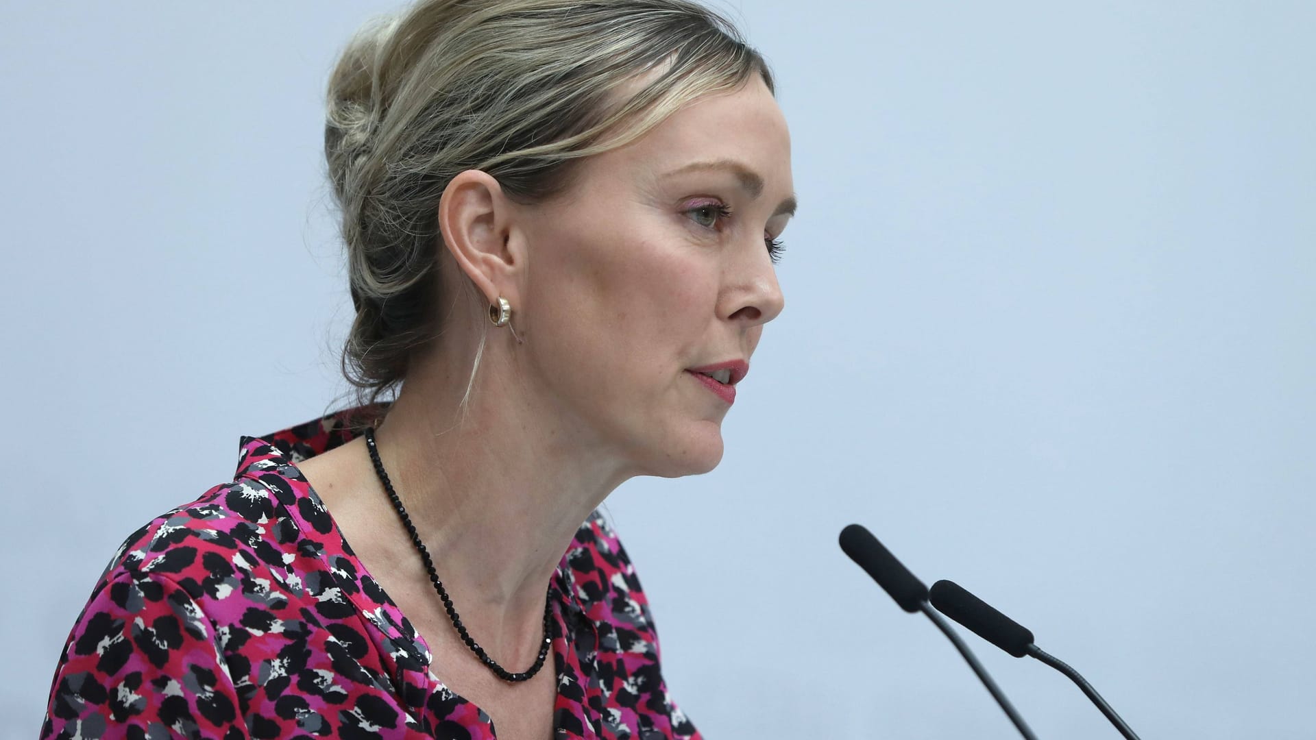 Hat Manja Schreiner beim Verfassen ihrer Doktorarbeit geschummelt? Die Berliner CDU-Politikerin steht in der Kritik. Hat Manja Schreiner beim Verfassen ihrer Doktorarbeit geschummelt? Die Berliner CDU-Politikerin steht in der Kritik.