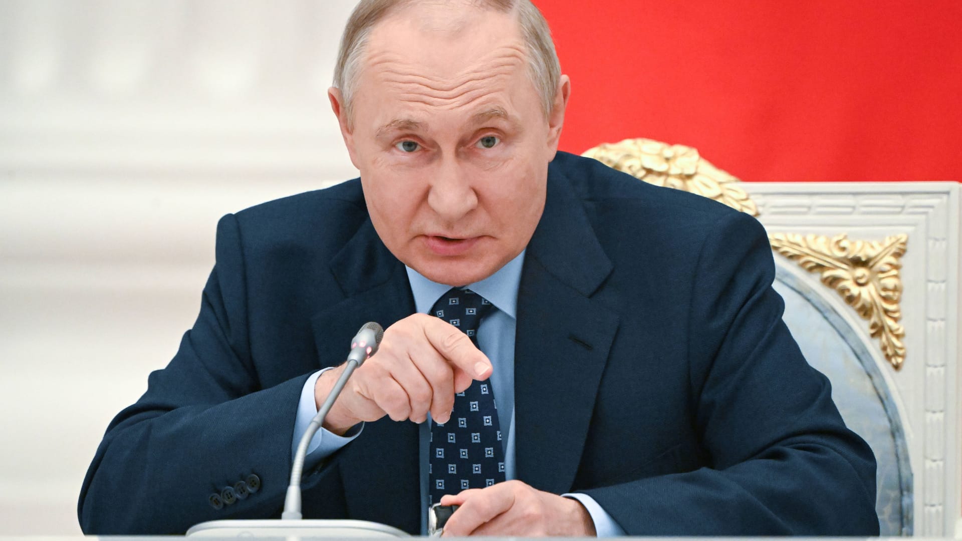 Wladimir Putin (Archivbild): Sein Geheimdienst soll hinter Rekrutierungen von Spionen in Polen stecken. Wladimir Putin (Archivbild): Sein Geheimdienst soll hinter Rekrutierungen von Spionen in Polen stecken.