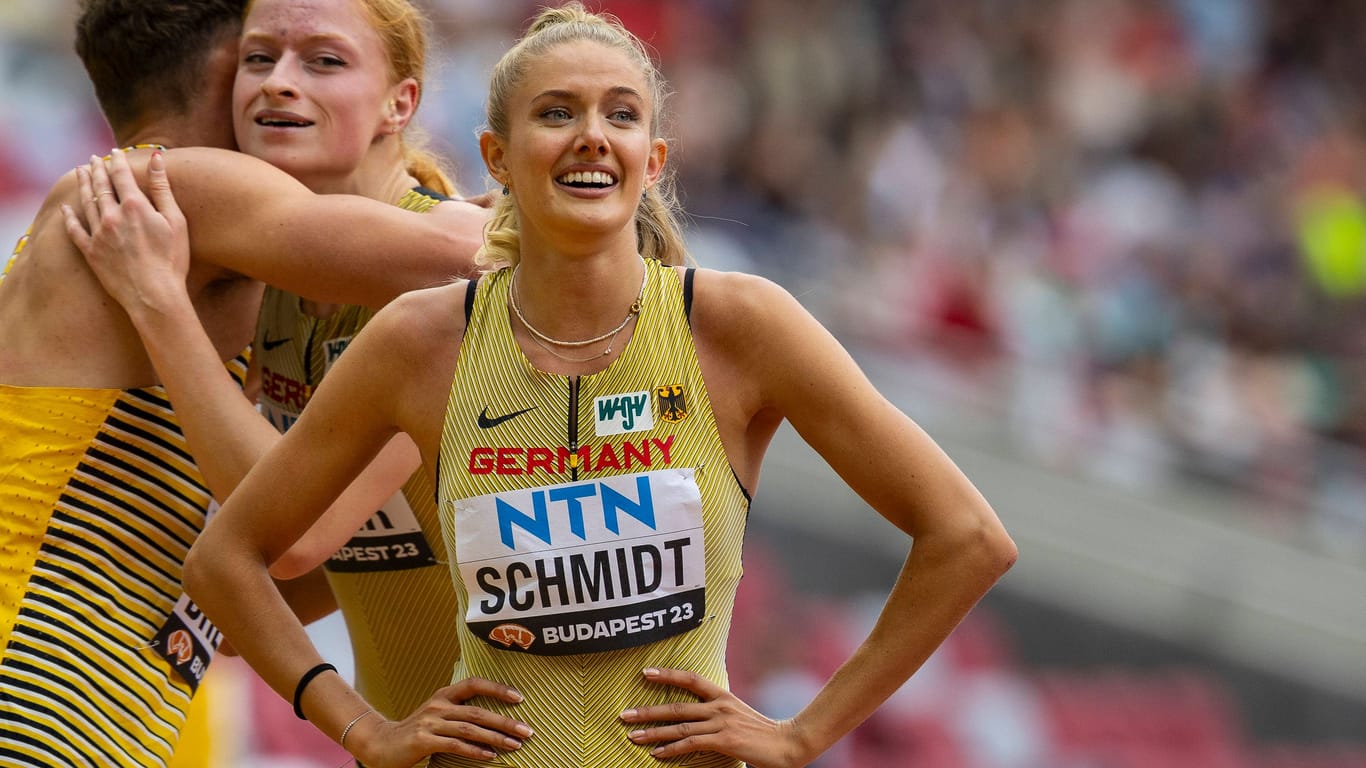 Alica Schmidt: Die DSV-Athletin ist bei Fans beliebt und schwärmte nun über die WM.