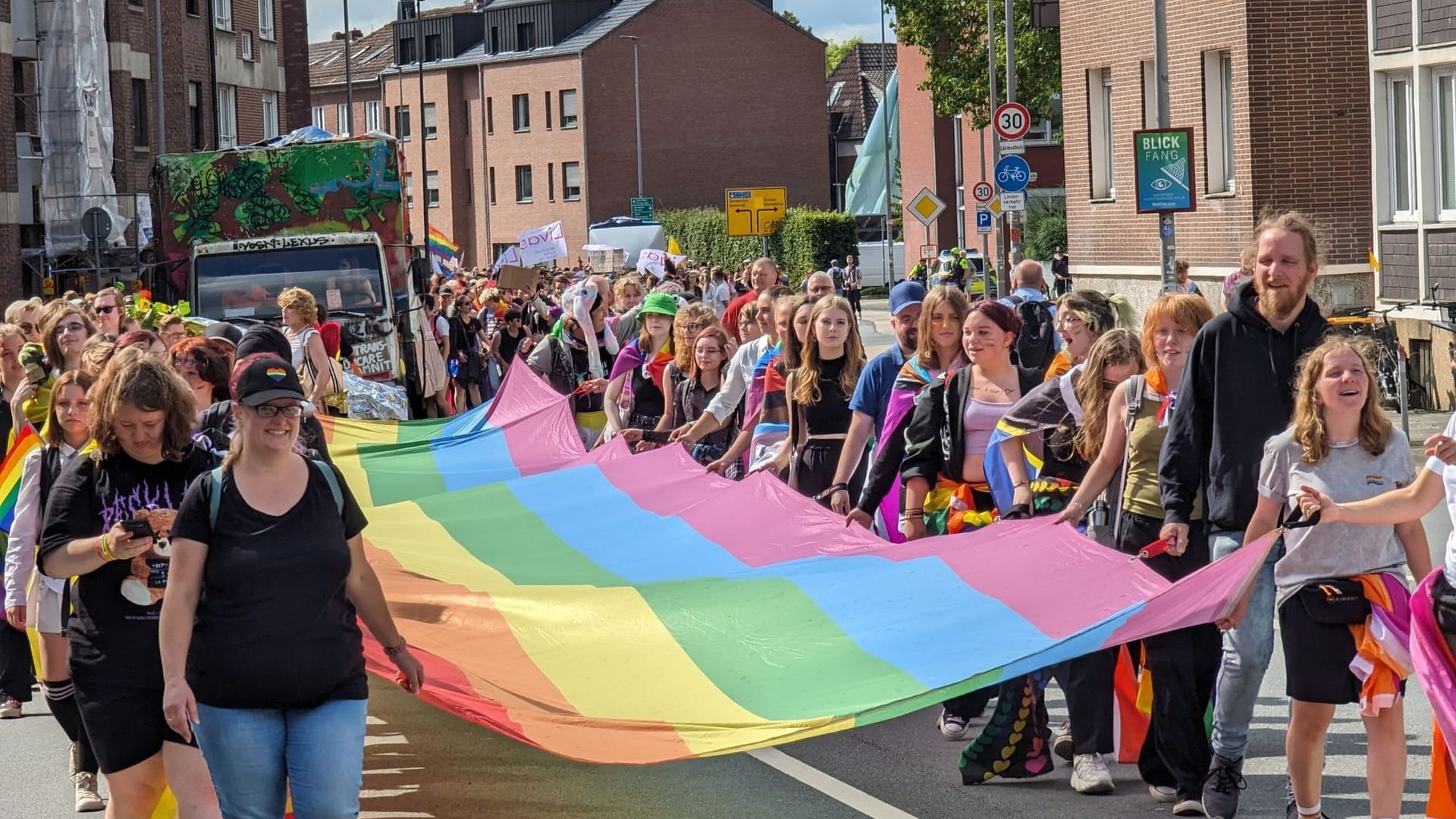 Christopher Street Day zieht durch Münster