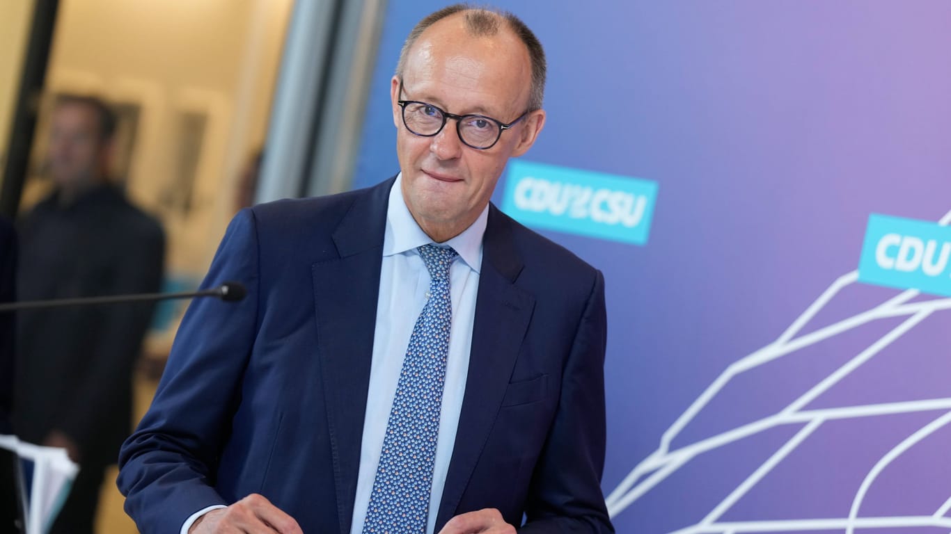 Friedrich Merz: Der CDU-Chef äußerte sich zum Sozialstaat – er will, dass Empfänger von Sozialleistungen Arbeitsangebote annehmen müssen.
