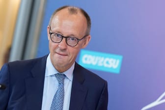 Friedrich Merz: Der CDU-Chef äußerte sich zum Sozialstaat – er will, dass Empfänger von Sozialleistungen Arbeitsangebote annehmen müssen.