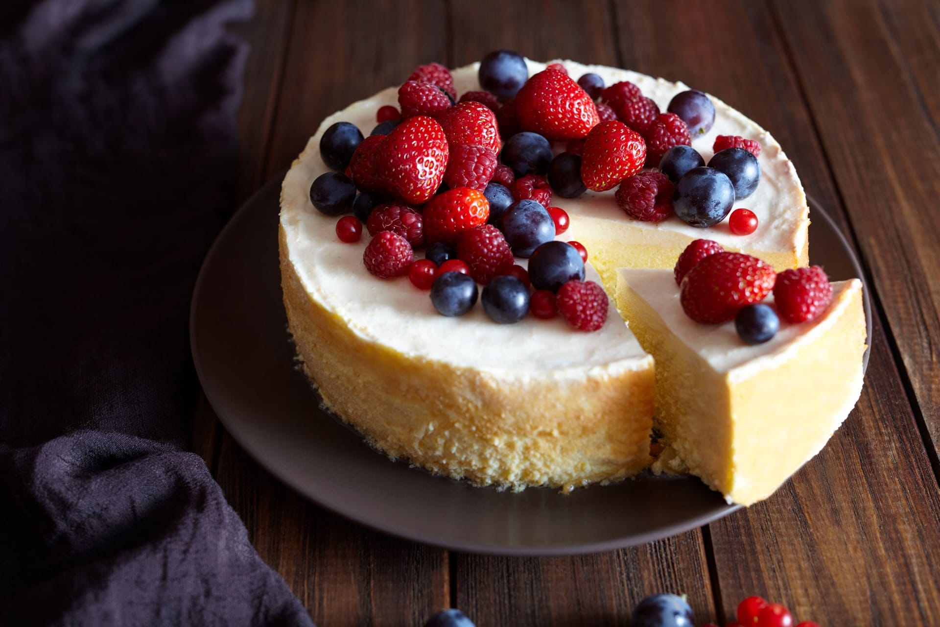 Ein fruchtiges Dessert, das auch an heißen Tag schmeckt.