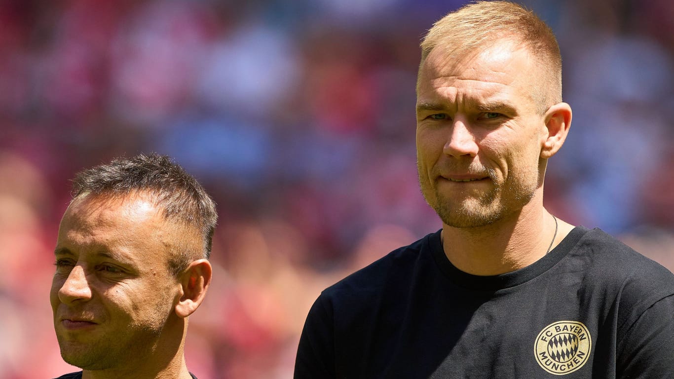 Holger Badstuber (r.) mit Rafinha: Der ehemalige Bayern-Profi sieht weiterhin ein großes Problem bei seinem Ex-Verein.