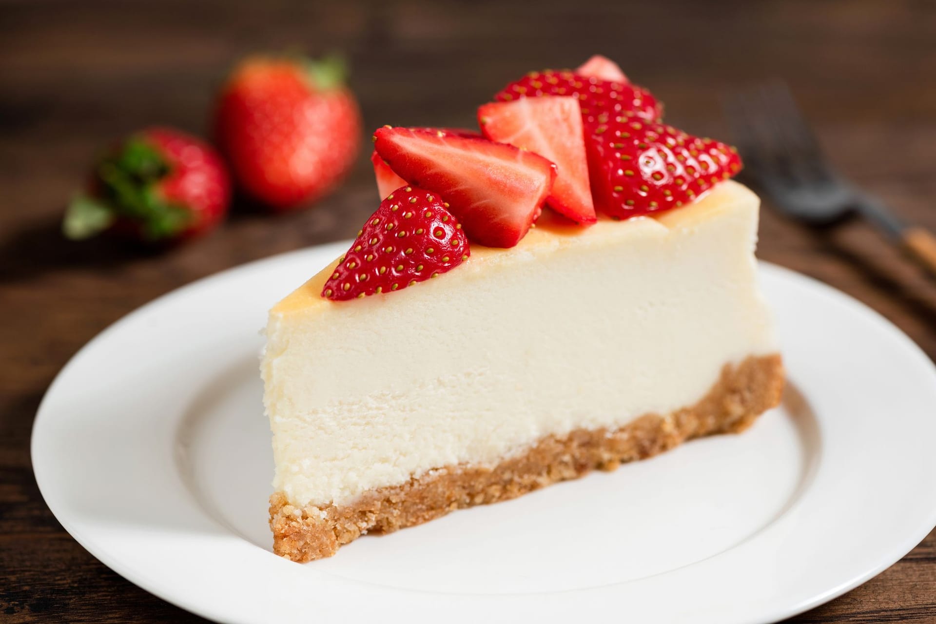 Ein "No-Bake"-Cheesecake ist schnell gemacht und ist ein erfrischendes Dessert für heiße Tage.