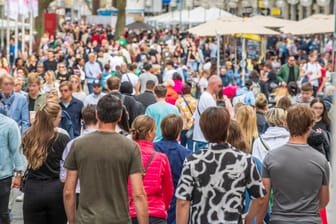 Fußgängerzone in München (Symbolbild): Im September kommen wieder einige Änderungen auf Verbraucher zu. Fußgängerzone in München (Symbolbild): Im September kommen wieder einige Änderungen auf Verbraucher zu.