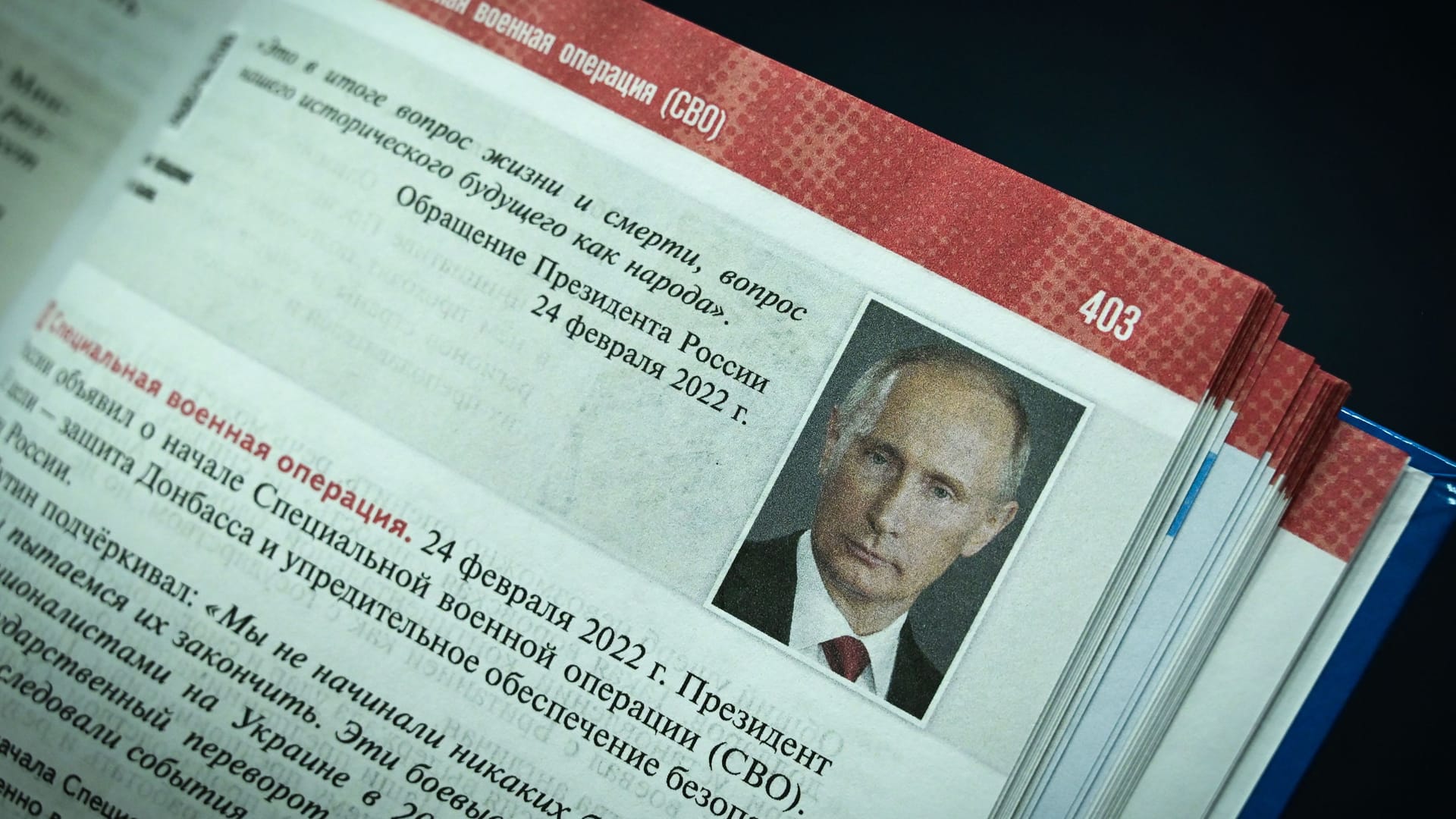 Lernen von Wladimir Putin. Der russische Diktator ist sehr bemüht um die Geschichte.