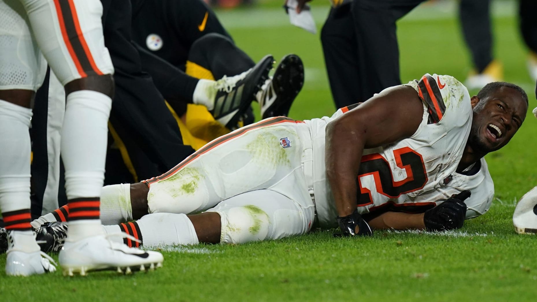 Nick Chubb: Der Running Back der Cleveland Browns verletzte sich am Montagabend schwer. Nick Chubb: Der Running Back der Cleveland Browns verletzte sich am Montagabend schwer.