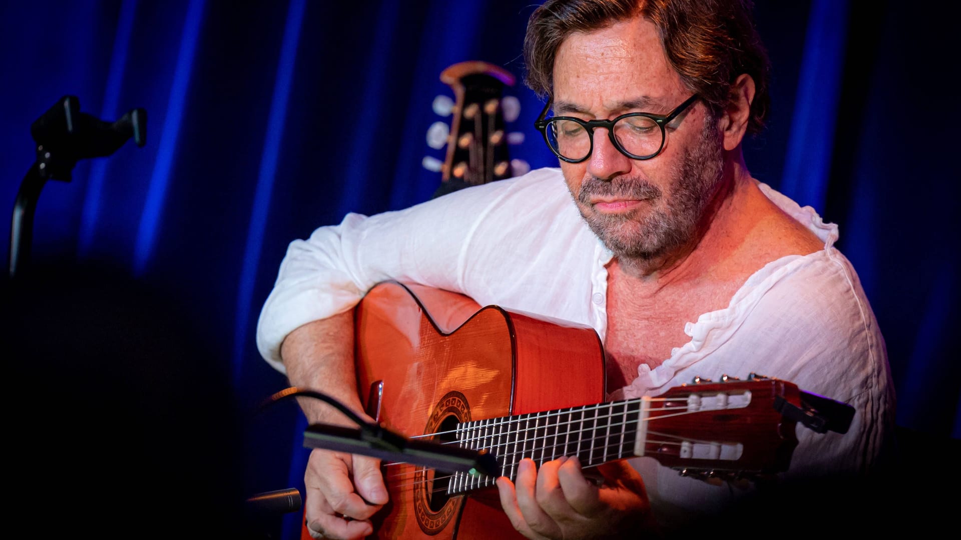 Al Di Meola: Der Musikstar hatte auf der Bühne einen Herzinfarkt.