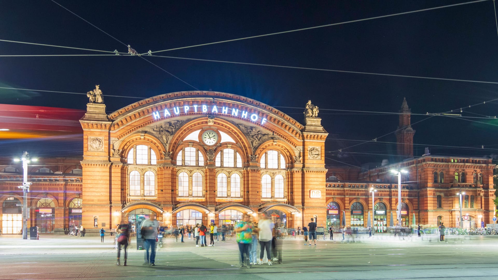 Der Hauptbahnhof Bremen: Hübsch, aber es riecht nach Urin.