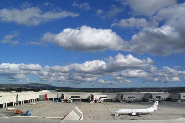 Blick auf den Flughafen von Palma de Mallorca (Symbolfoto): Hier stießen am heutigen Dienstag zwei Flugzeuge zusammen.