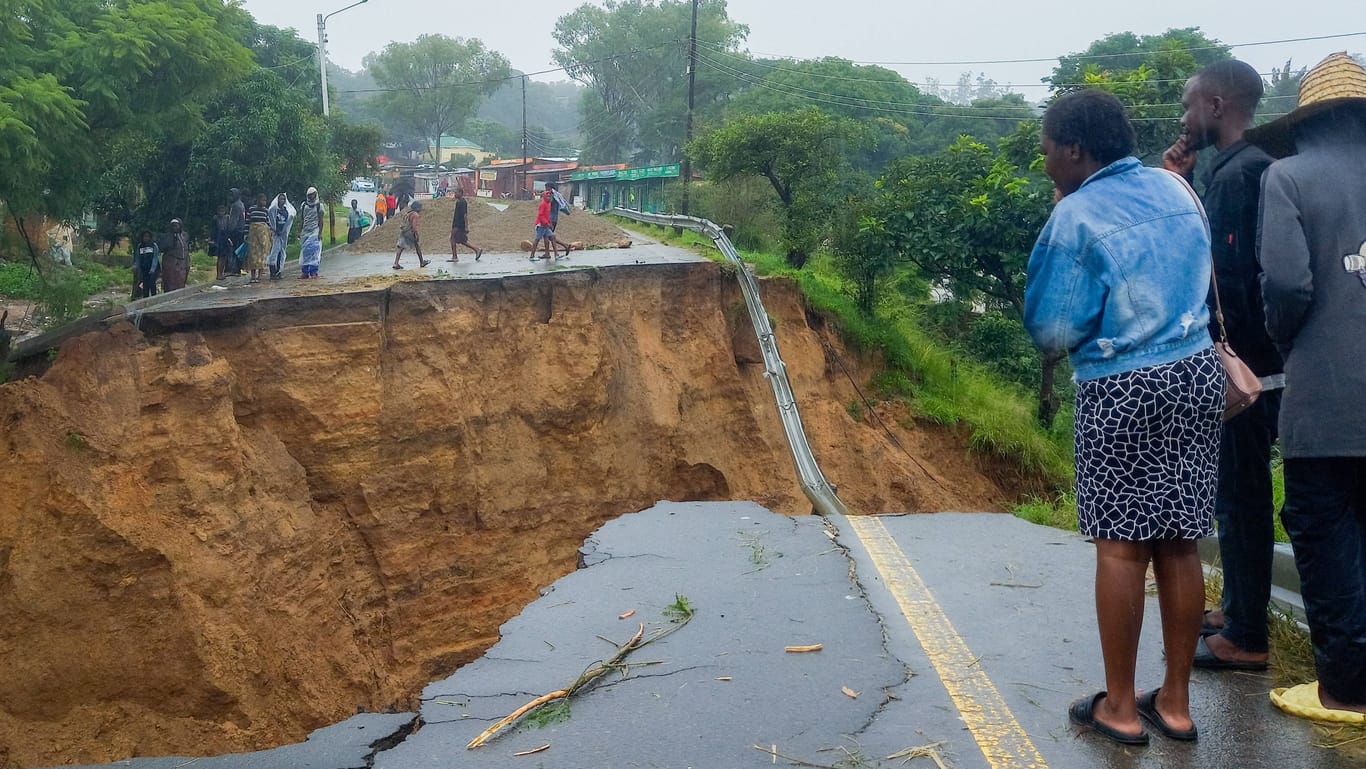 Schäden nach einem Tropensturm in Malawi (Archivbild): Die Menschen in Afrika sind stark von den Auswirkungen der Klimakrise betroffen.