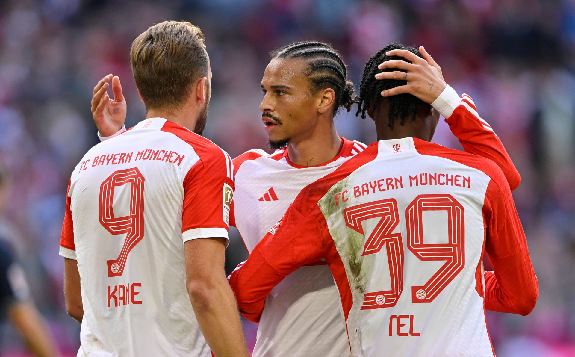 Der FC Bayern feiert ein Schützenfest und siegt mit 7:0 gegen den VfL Bochum. Einige Spieler aus der zweiten Reihe bekommen eine Chance – und nutzen sie. Die Rekordmeister in der Einzelkritik.